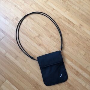 Pacsafe RFID Blocking Security Neck Pouch